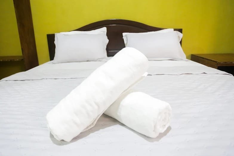 Mount Rinjani Trekking 3 Days 2 Nights Comfortable Private Room Bed