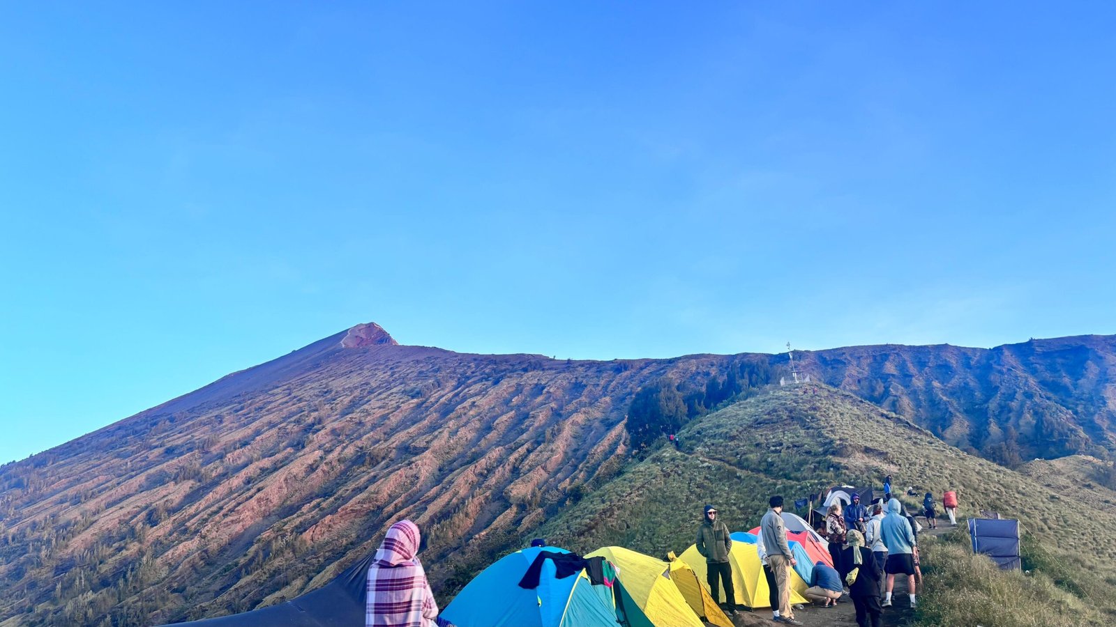 Mount Rinjani 2D1N Summit Trek
